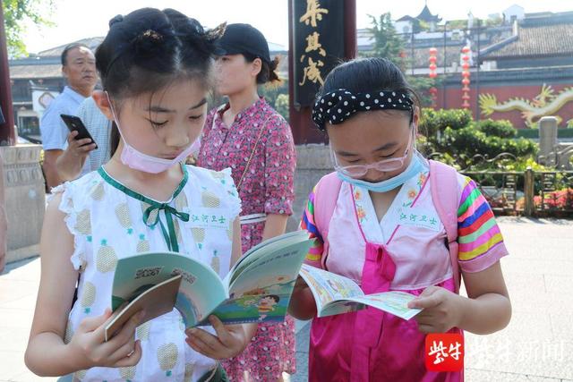 “江河卫士”来到夫子庙,为“中国第一历史文化名河”做“体检”